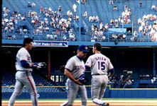 Shawn Green bringing Jose his glove after a strikeout